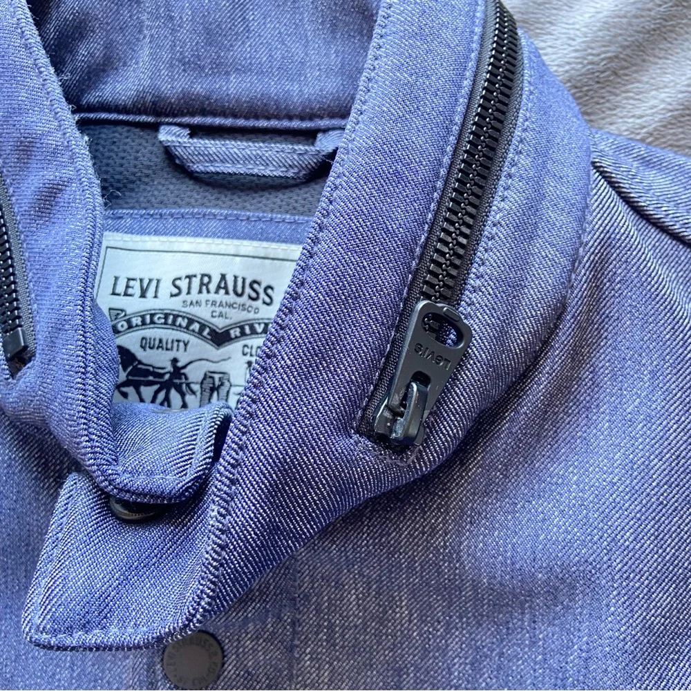 Levi's Men's Soft Shell Stand Collar Commuter Trucker Jacket Size Medium
